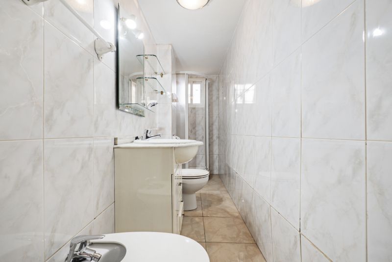 Bathroom with Decorative Tiles